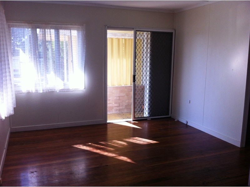 6 Cook Street, Golden Beach QLD 4551