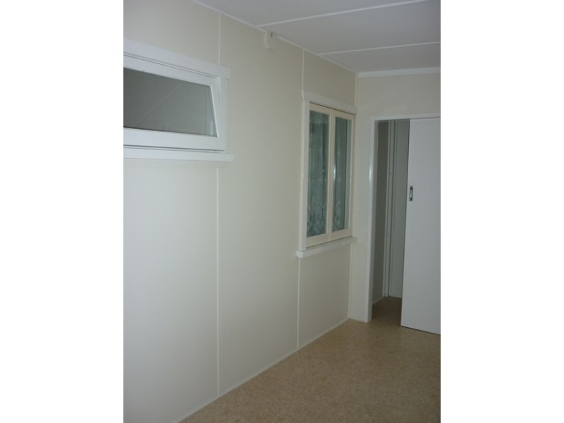 6 Cook Street, Golden Beach QLD 4551