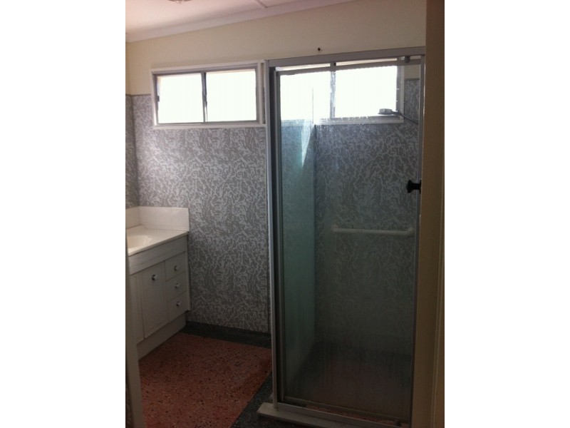 6 Cook Street, Golden Beach QLD 4551