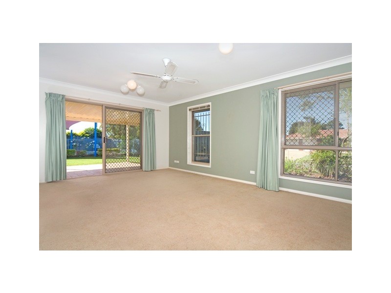 34 Wavell Avenue, Golden Beach QLD 4551