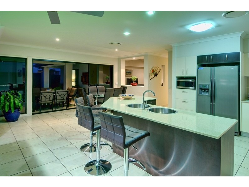 109 Mahogany Drive, Pelican Waters QLD 4551