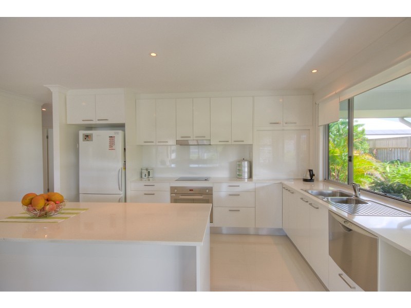 20 St. Pauls Avenue, Pelican Waters QLD 4551