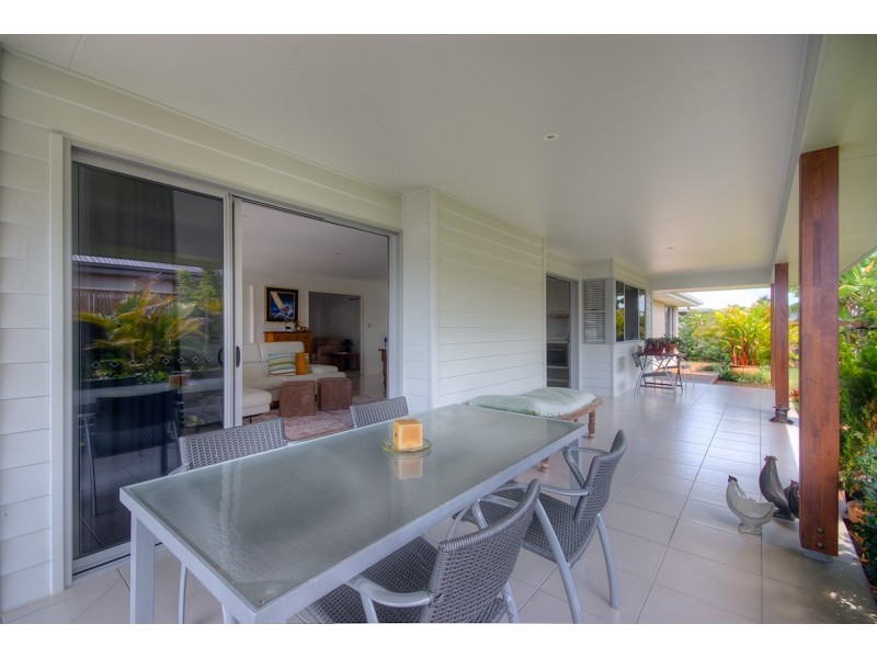 20 St. Pauls Avenue, Pelican Waters QLD 4551