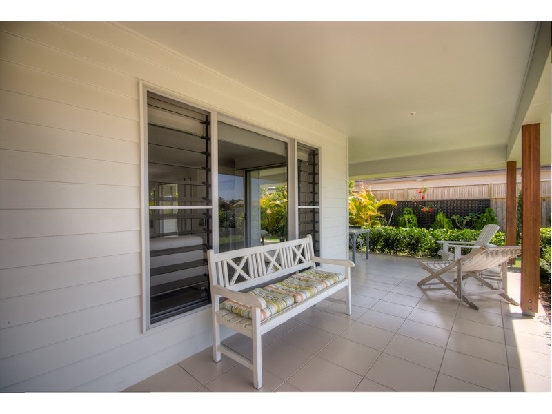 20 St. Pauls Avenue, Pelican Waters QLD 4551