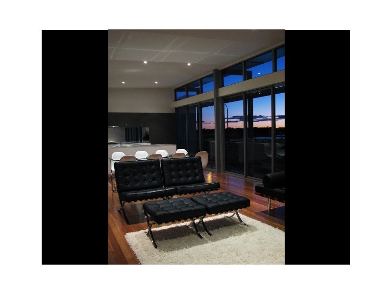 61 The Decks, Birtinya QLD 4575