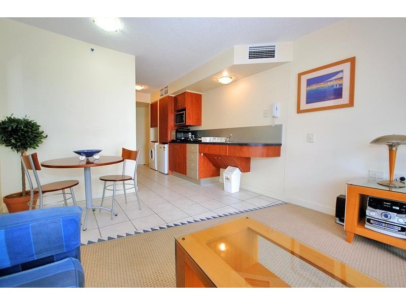 Unit 714 ‘Mantra’ 7 Venning Street, Mooloolaba QLD 4557