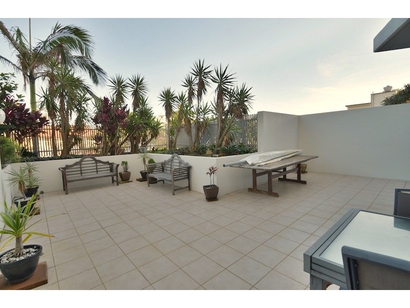 Unit 2011/80 Lower Gay Terrace, Caloundra QLD 4551