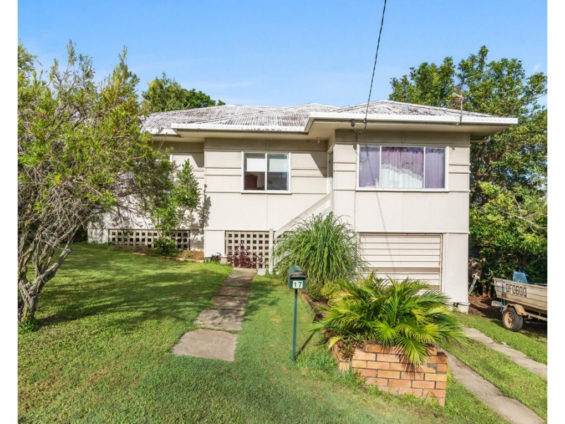 17 Upper Gay Terrace, Kings Beach QLD 4551