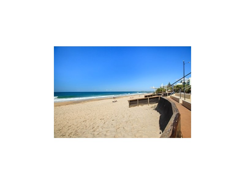 8 Moreton Parade, Kings Beach QLD 4551