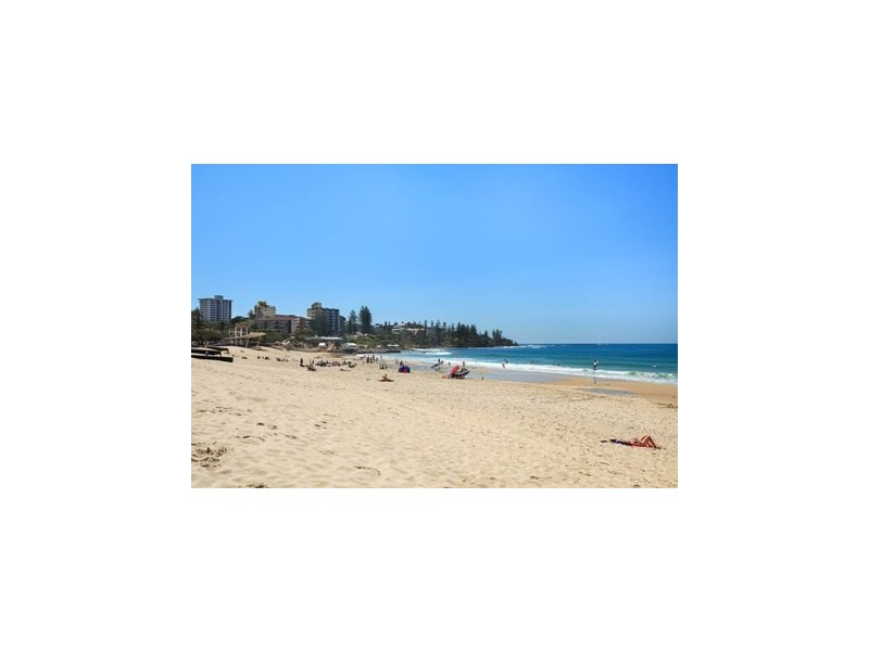 8 Moreton Parade, Kings Beach QLD 4551