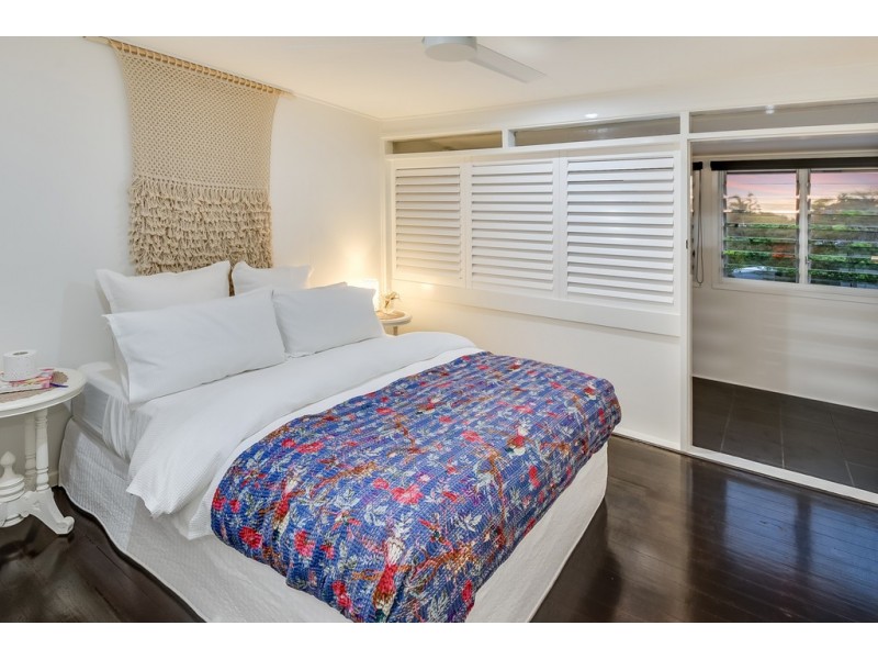 8 Seaview Terrace, Moffat Beach QLD 4551