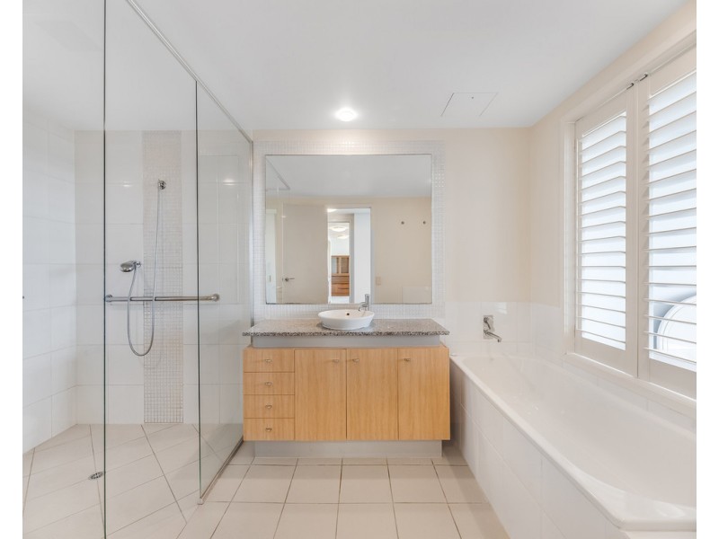 Unit 907/38 Mahogany Drive, Pelican Waters QLD 4551