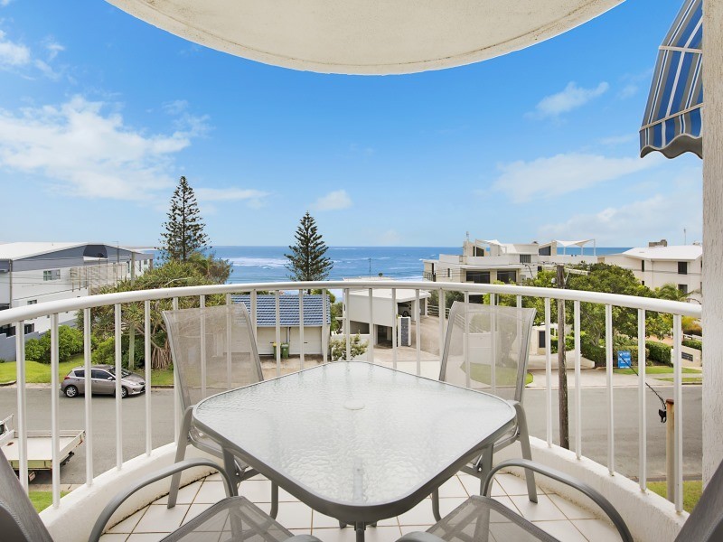 Unit 15 ‘Resort Estoril’ 38 McIIwraith Street, Moffat Beach QLD 4551
