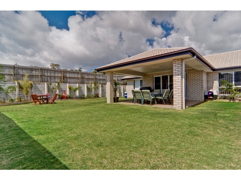 7 Sunrise Terrace, Little Mountain QLD 4551