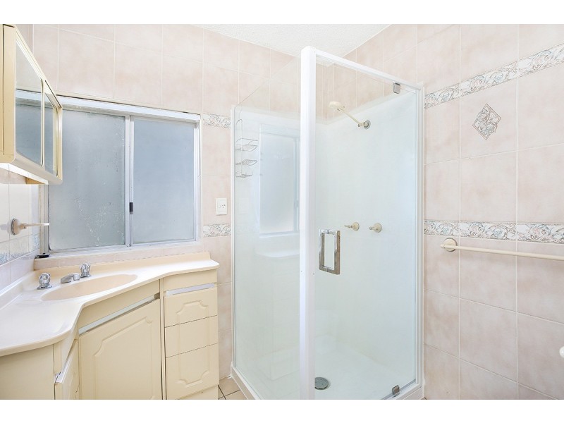 Unit 18 ‘Culverston’ 5 Dingle Avenue, Kings Beach QLD 4551