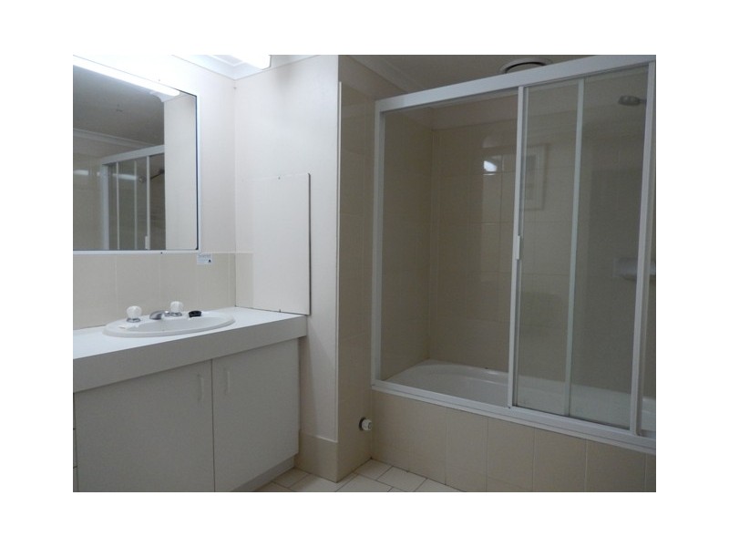 Unit 3 ‘Seapoint’ 32 Victoria Terrace, Kings Beach QLD 4551