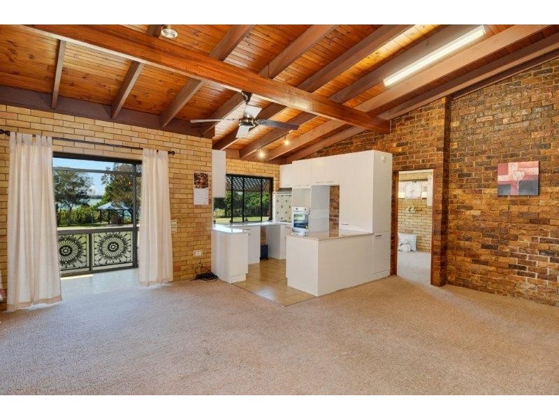 57 Golden Beach Esplanade, Golden Beach QLD 4551