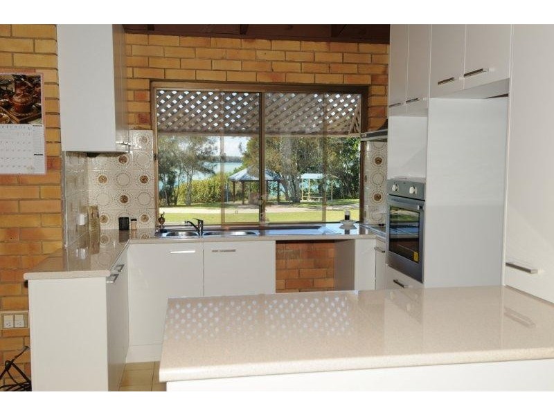 57 Golden Beach Esplanade, Golden Beach QLD 4551