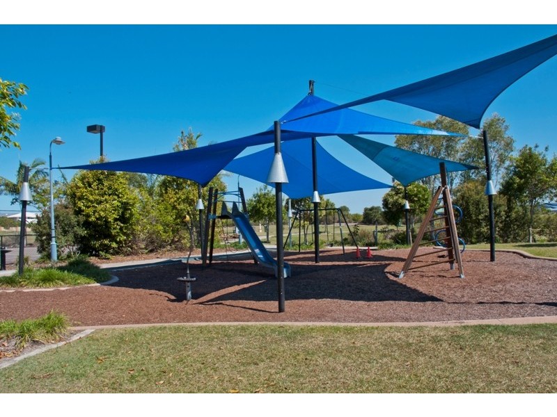 4 ‘The Lakes’ Lomond Crescent, Caloundra West QLD 4551