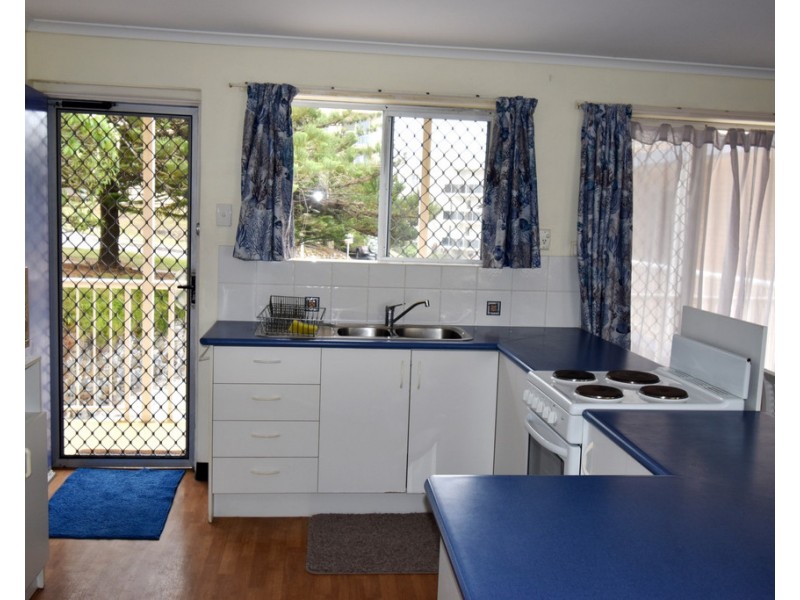 Unit 3/1 Warne Terrace, Kings Beach QLD 4551