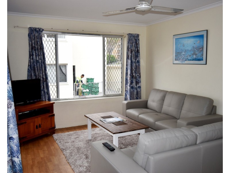 Unit 3/1 Warne Terrace, Kings Beach QLD 4551