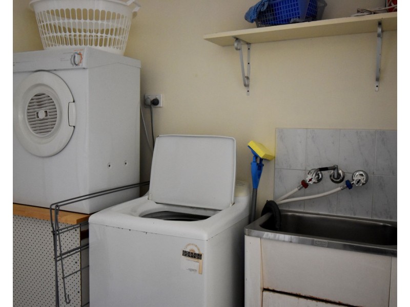 Unit 3/1 Warne Terrace, Kings Beach QLD 4551