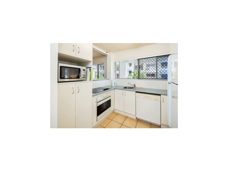 Unit 5 ‘Estoril’ 38 McIlwraith Street, Moffat Beach QLD 4551