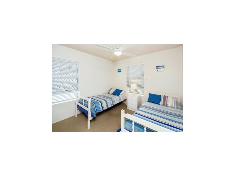 Unit 5 ‘Estoril’ 38 McIlwraith Street, Moffat Beach QLD 4551
