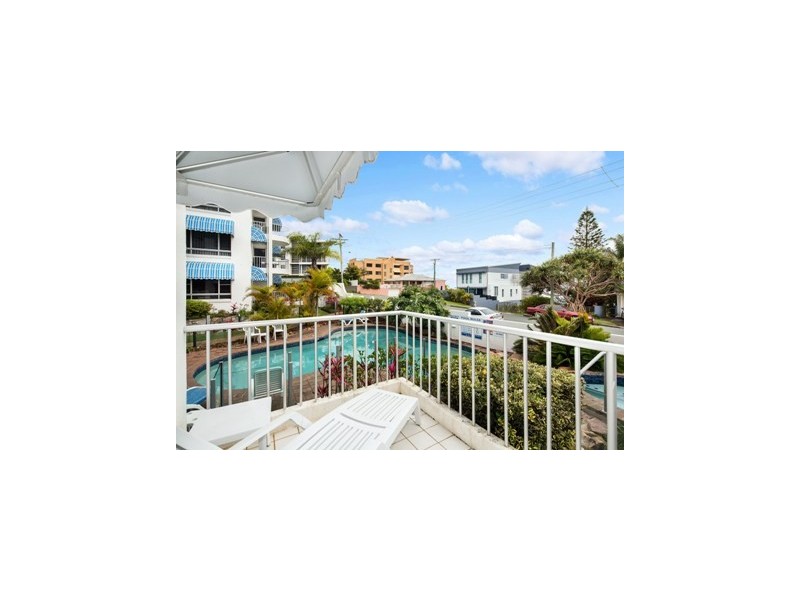 Unit 5 ‘Estoril’ 38 McIlwraith Street, Moffat Beach QLD 4551