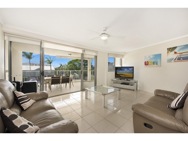 Unit 1/16 Orvieto Terrace, Kings Beach QLD 4551