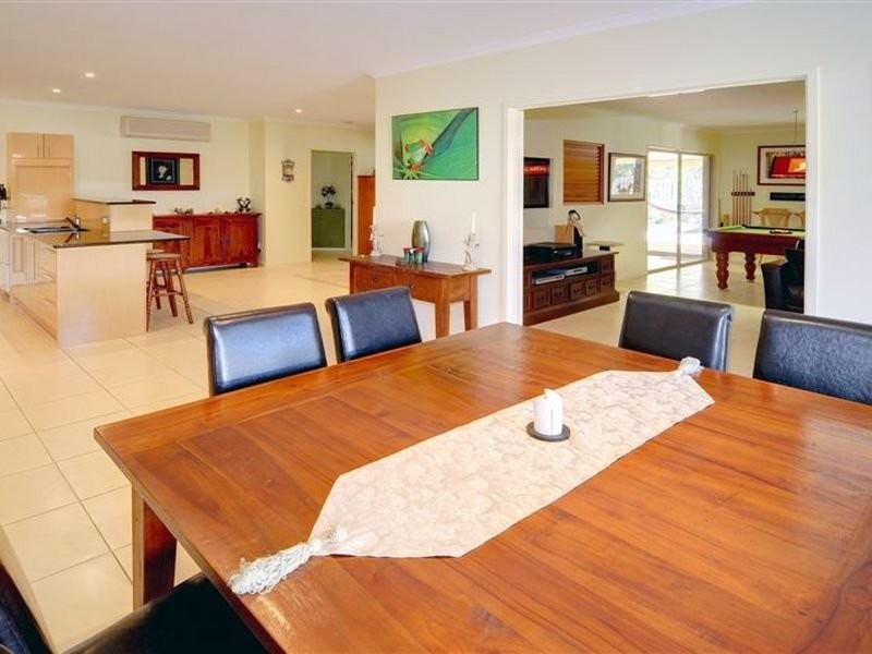 19 Somerset Lane, Little Mountain QLD 4551