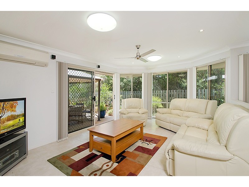 7 Huntley Place, Caloundra West QLD 4551