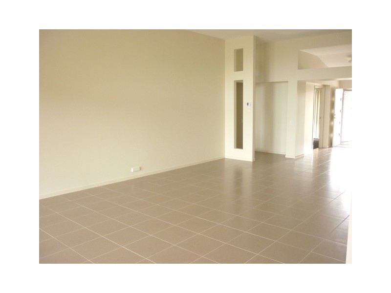 11 Gannet Close, Wurtulla QLD 4575