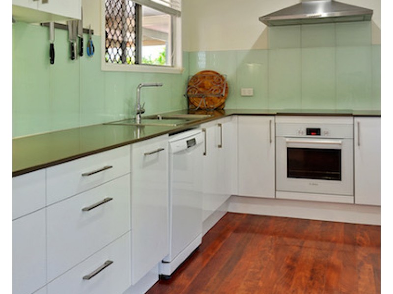 17 Hankinson Street, Golden Beach QLD 4551