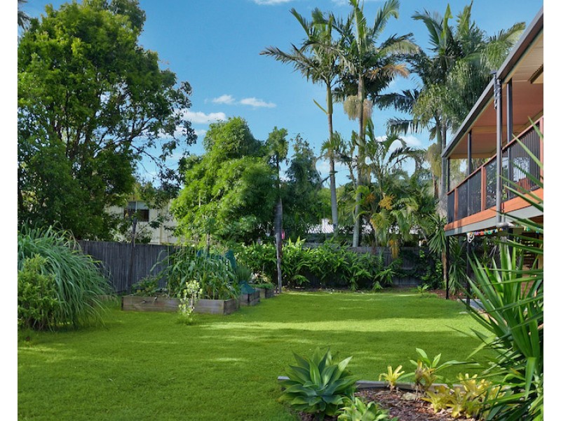17 Hankinson Street, Golden Beach QLD 4551