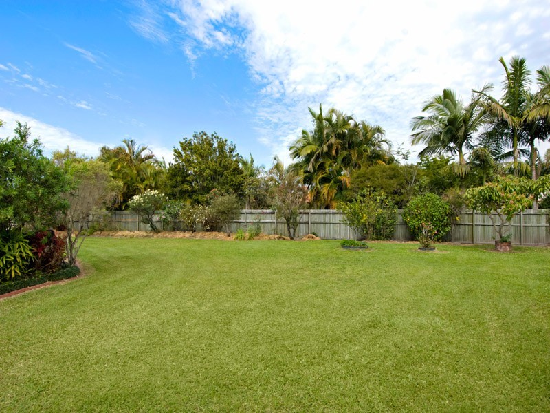 10 Ghostgum Close, Little Mountain QLD 4551