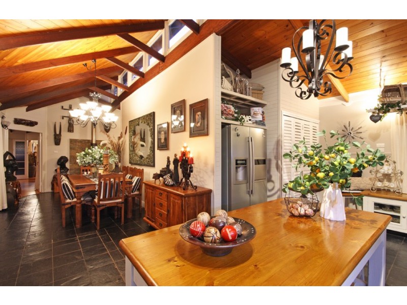 151 Commissioners Flat Road, Peachester QLD 4519