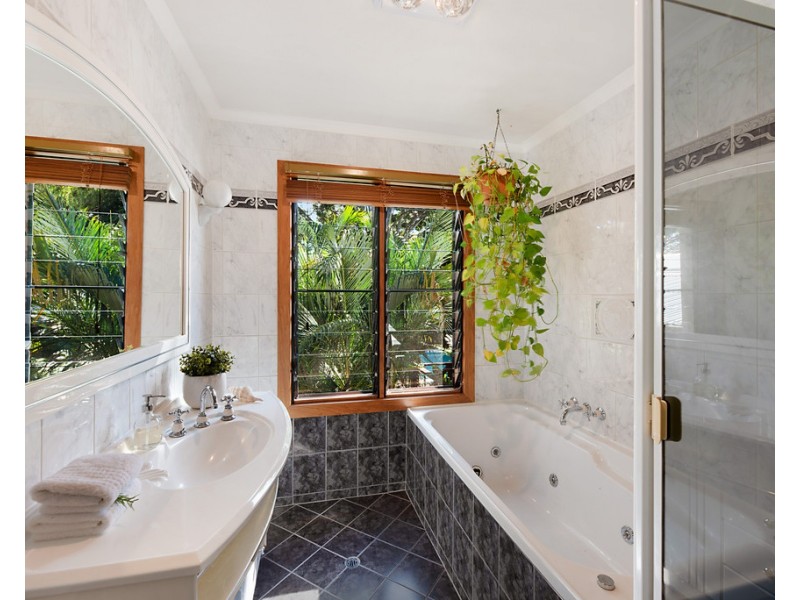 14 Gladstone Parade, Moffat Beach QLD 4551