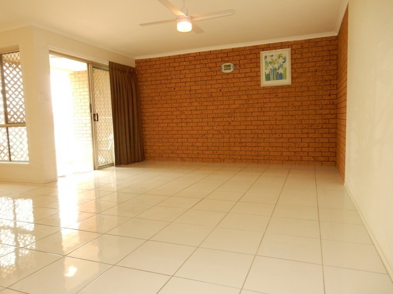 2/4 Barwon Street, Currimundi QLD 4551