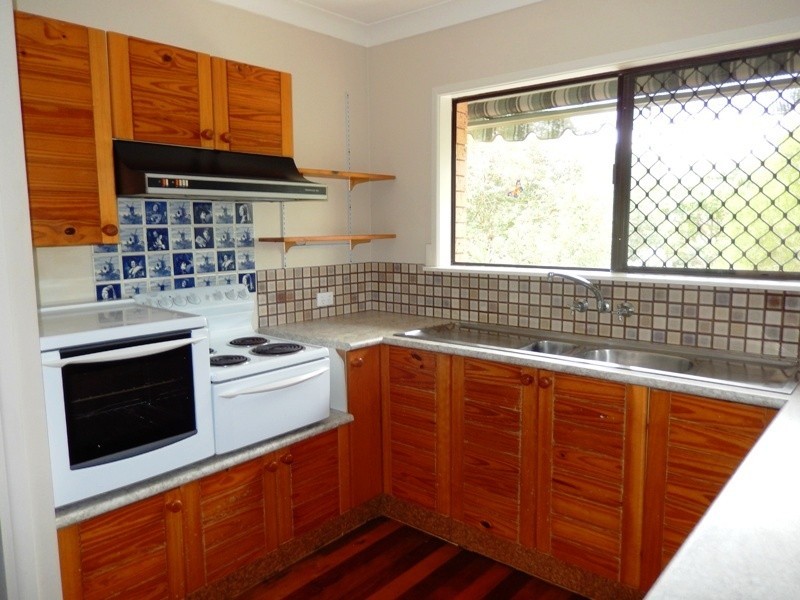 3 Ulm Street North, Dicky Beach QLD 4551