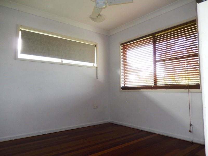 3 Ulm Street North, Dicky Beach QLD 4551