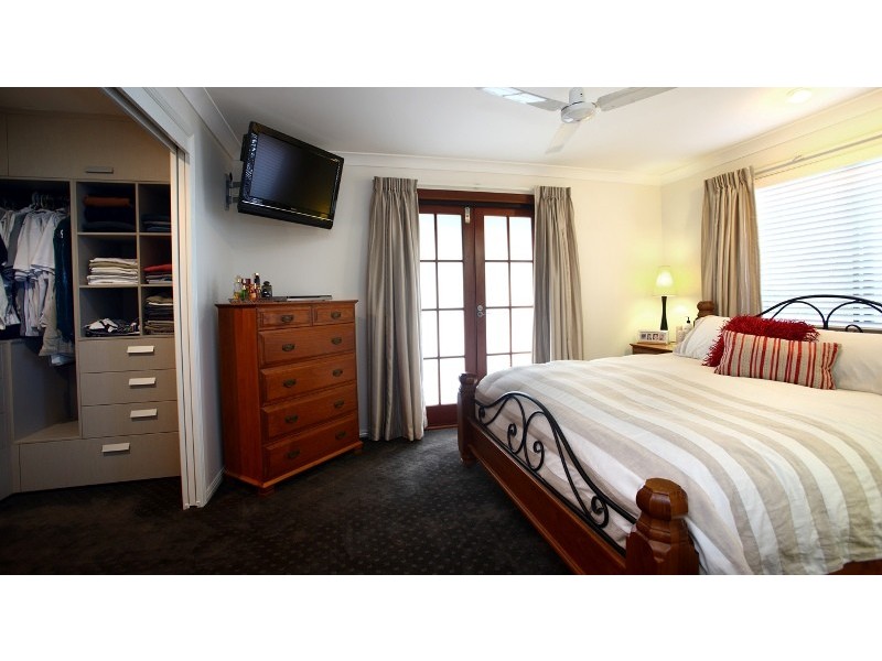 88 Sunset Drive, Little Mountain QLD 4551