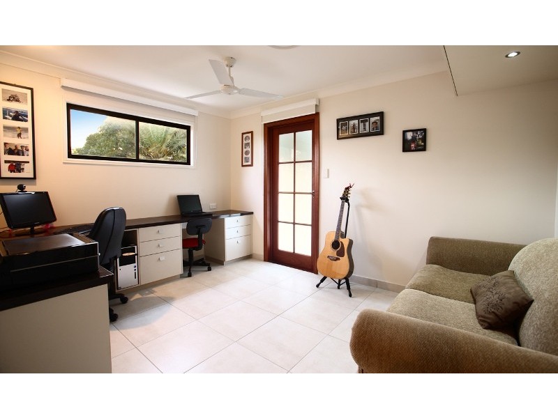 88 Sunset Drive, Little Mountain QLD 4551