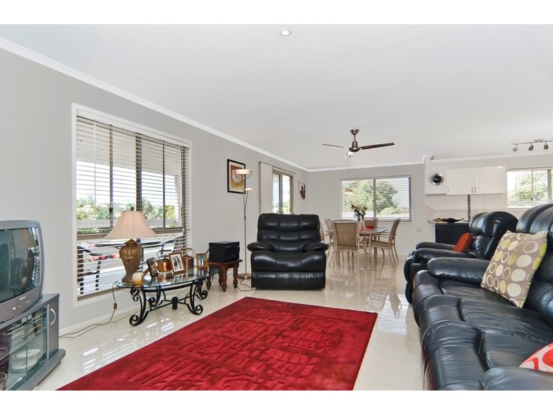 114 Westminster Avenue, Golden Beach QLD 4551