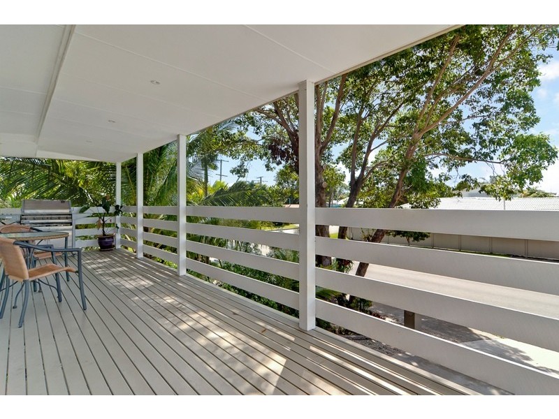 114 Westminster Avenue, Golden Beach QLD 4551