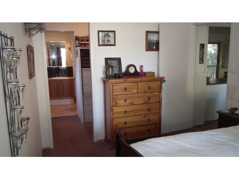 15 Grey Gum Drive, Little Mountain QLD 4551