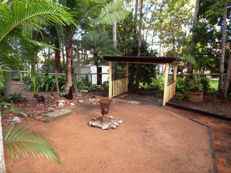 15 Grey Gum Drive, Little Mountain QLD 4551