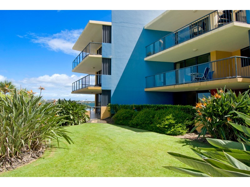 Unit 10 ‘Grand Pacific’ 38 Bulcock Beach Esplanade, Caloundra QLD 4551