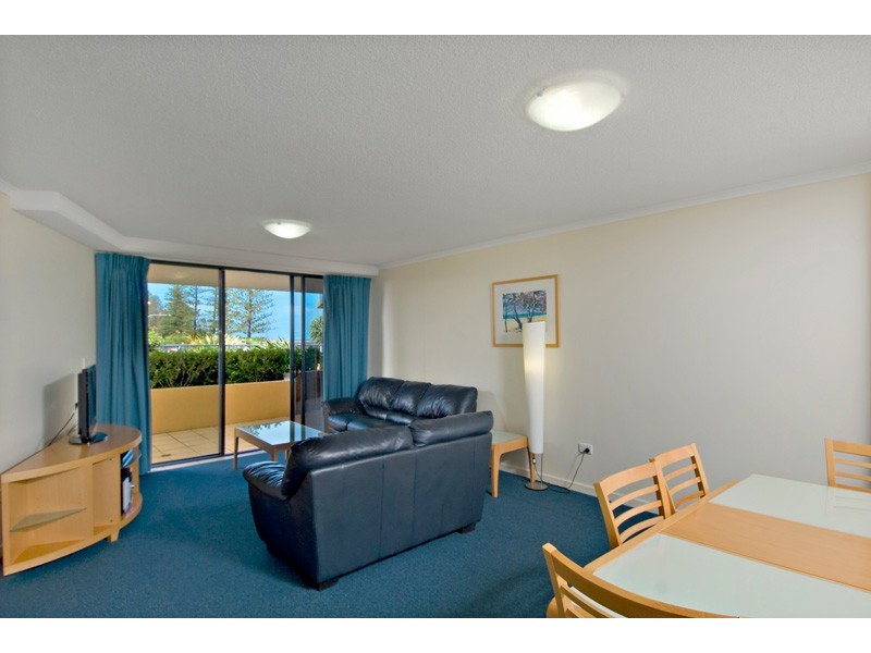 Unit 10 ‘Grand Pacific’ 38 Bulcock Beach Esplanade, Caloundra QLD 4551