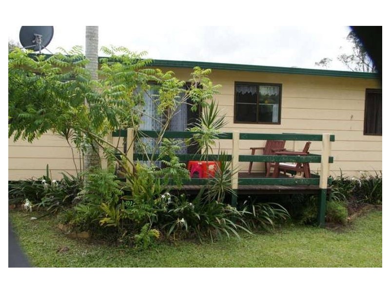 6 Montrose Street, Beerwah QLD 4519